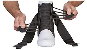 lot 20012 image: ASO Speed Lacer, Black, Medium (B002S65NEW)
