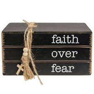 lot 2184 image: Faith over fear decor