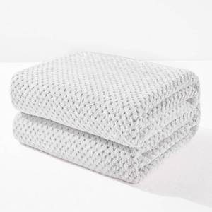 lot 6250 image: Exclusivo Mezcla Fleece Throw Blanket Extra Large, Super Soft and Warm Blankets for Couch, Sofa and Bed Waffle Textured, Cozy, Fuzzy and Lightweight (Heather Light Grey, 50x70 Inches)