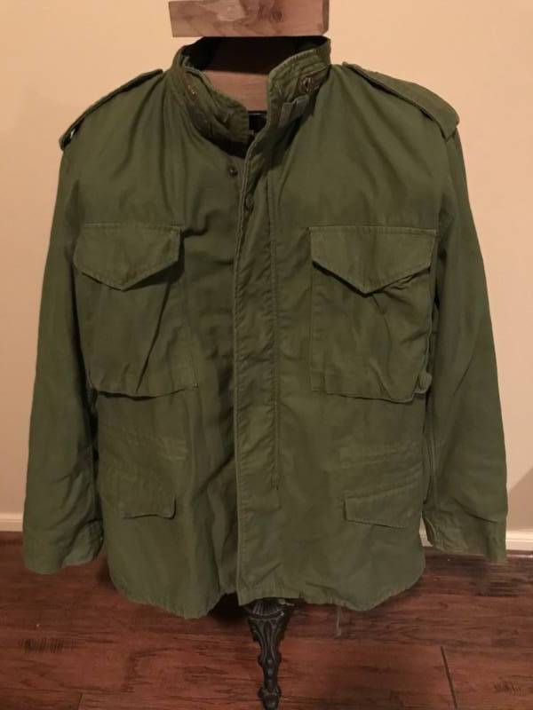 lot 2353 image: Vintage Cold Weather Field Jacket Medium