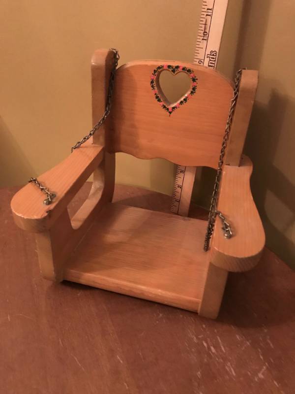 lot 2381 image: Small wood swing chair