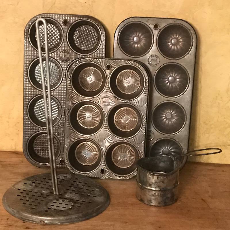 lot 2436 image: Rustic Vintage Muffin Tins, Paper Towel Holder and sifter