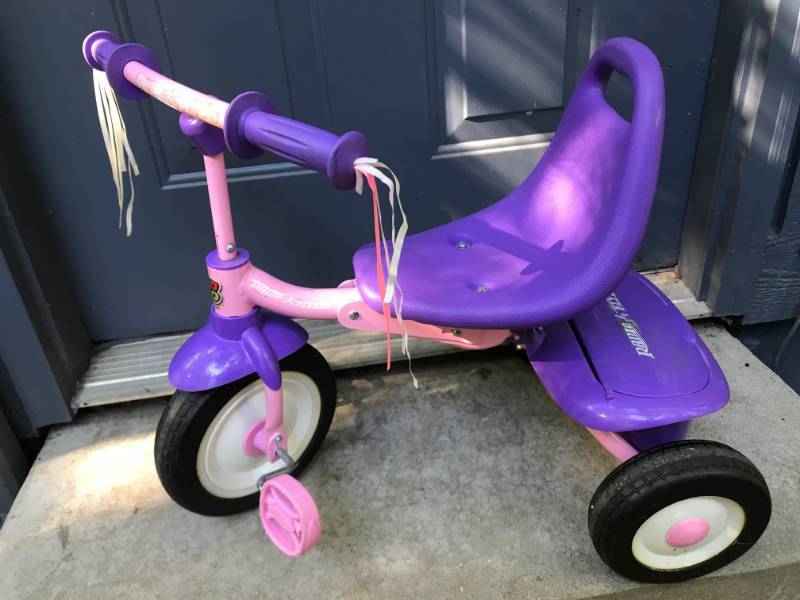 lot 2446 image: Radio Flyer Tricycle