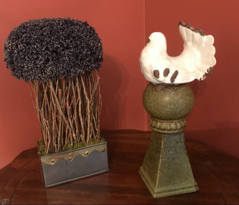 lot 2466 image: Rustic Bird on a pedestal and lavender tree dcor