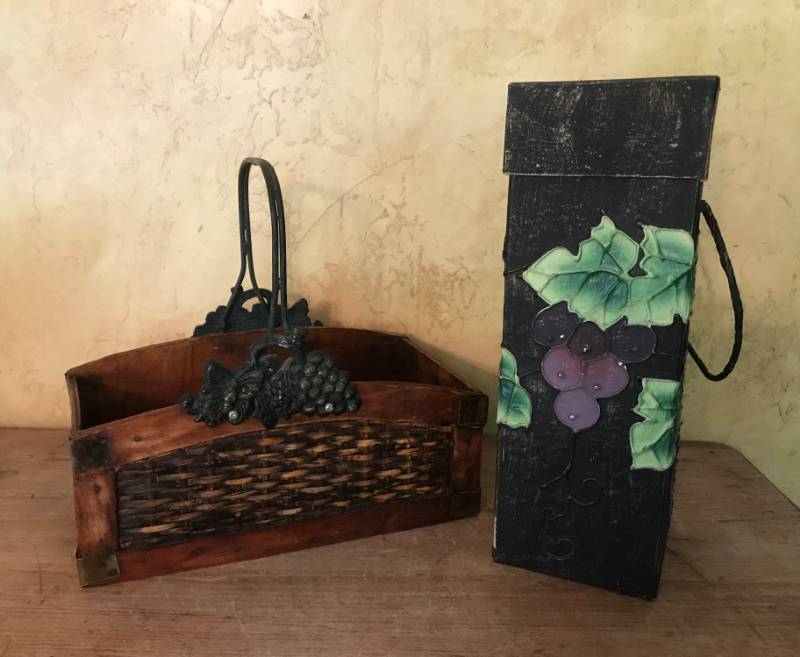 lot 2519 image: WoodWicker basket and Wine bottle box