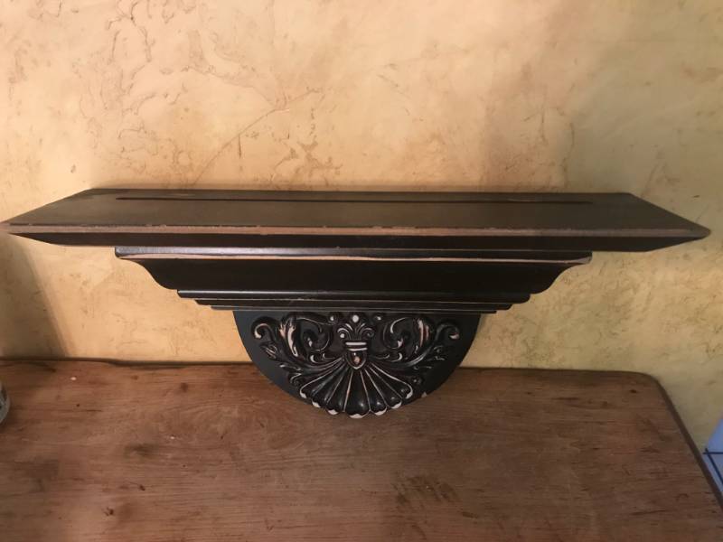 lot 2535 image: Black Wall Sconce Shelf