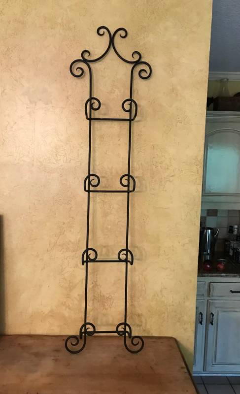 lot 2557 image: Black Wall Rack (4 shelves) for plates, signs, towels, etc.