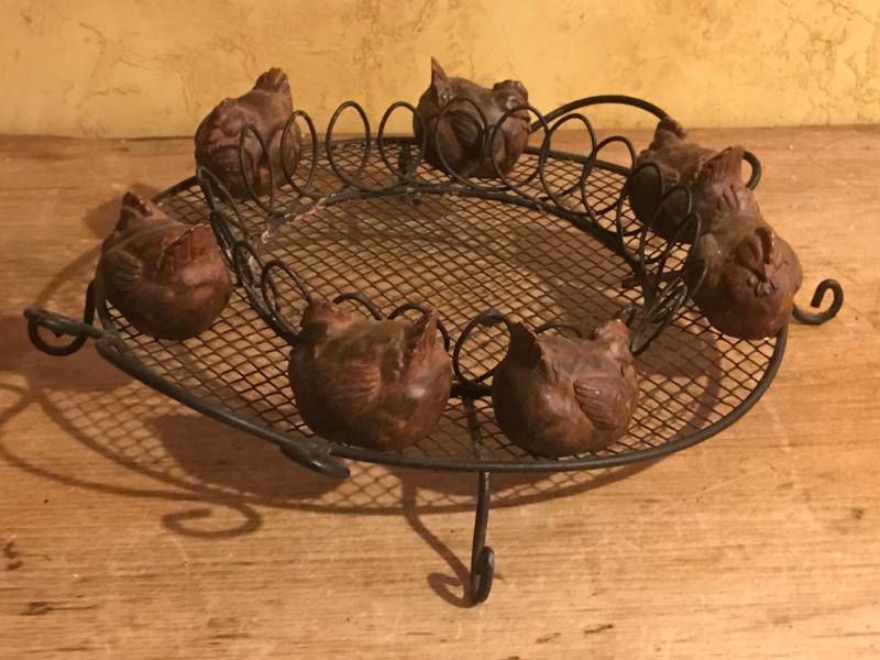 lot 2590 image: Unique rustic wire center piece with wood hens