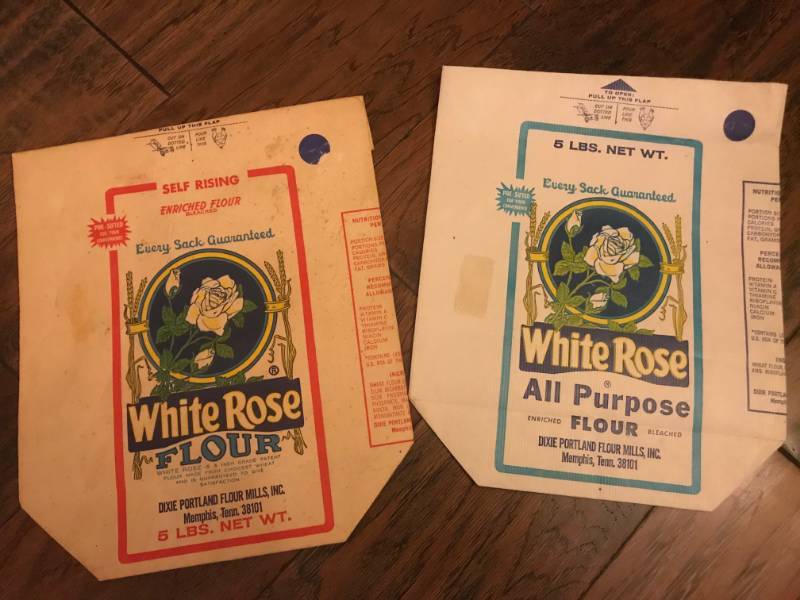 lot 2596 image: Set of Vintage White Rose Flour Bags
