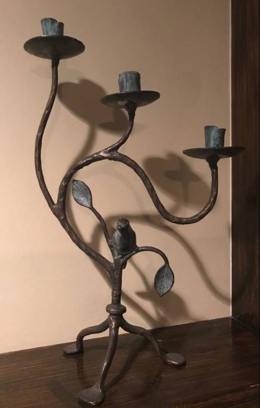 lot 2617 image: Cast Iron Bird Candle Holder with patina