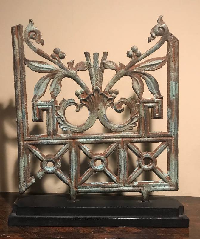 lot 2618 image: Cast Iron Architectural Salvage piece (w patina) mounted on wood