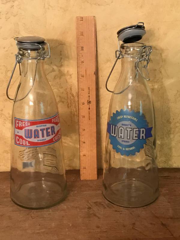 lot 2666 image: Set of 2 Glass Water Bottles with flip tops (bail closure)
