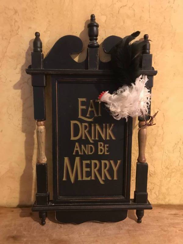 lot 2696 image: Eat Drink and Be Merry Wall Dcor