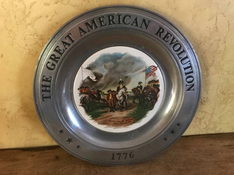lot 2703 image: 1776 Surrender of Cornwallis-The Great American Revolution Pewter Plate-Canton, Ohio