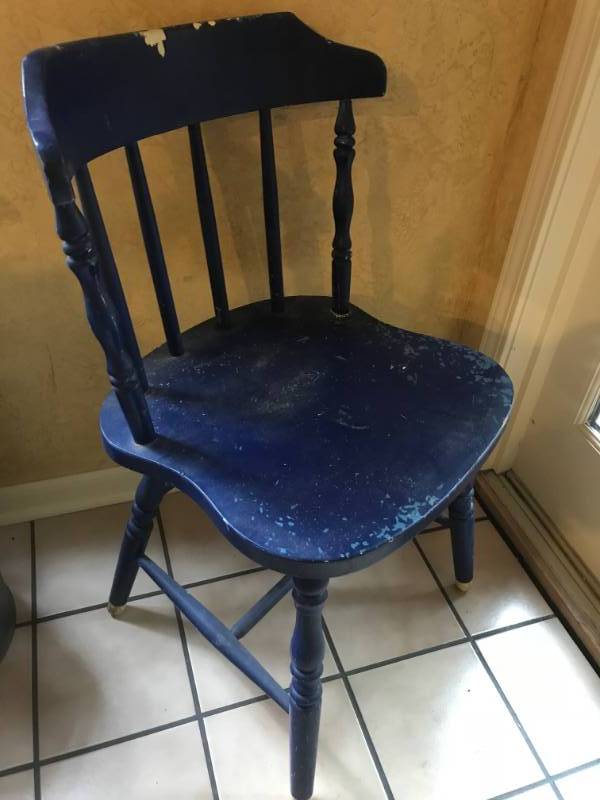 lot 2717 image: Rustic Blue Painted Chair