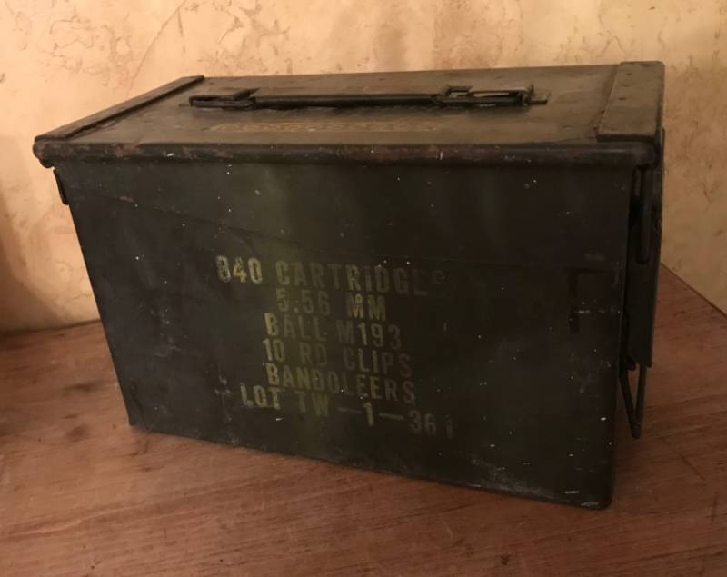 lot 2739 image: Military Ammunition Storage Box