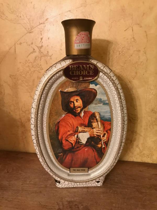 lot 2744 image: Beams Choice Decanters--The Bag Piper
