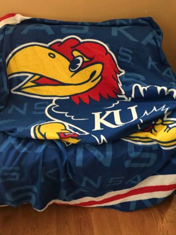 lot 2793 image: Kansas University (KU) Jayhawk Fleece Blanket