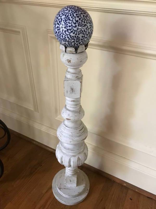 lot 2795 image: 30 Pedestal with ceramic speckled ball
