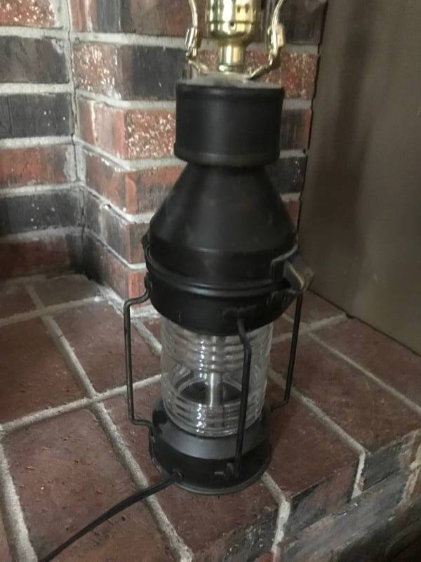 lot 2808 image: Rustic Lantern Lamp (works)