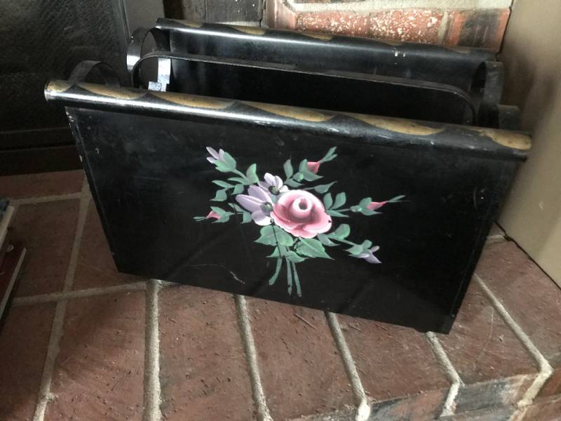 lot 2809 image: Antique Black metal magazinebook holder