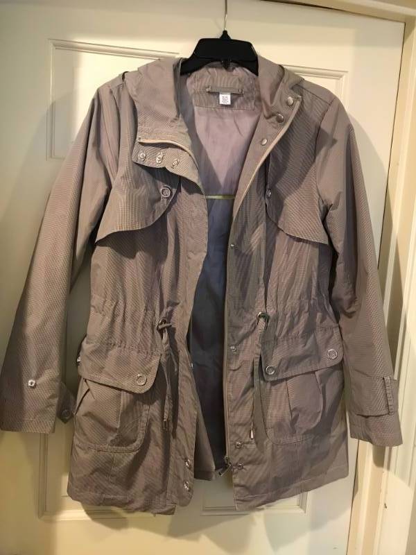lot 2838 image: Johnston & Murphy Womens jacket-Medium