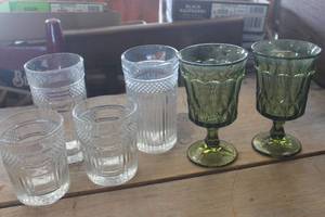 lot 3931 image: Vtg. Green Glas Goblets & More