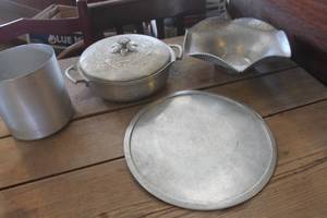 lot 3952 image: Vtg. Hammered Aluminum Bowl and More