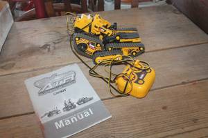 lot 4001 image: 3 in 1 ATR Terrain Robot untested