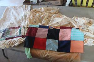 lot 4006 image: Vintage Material and More