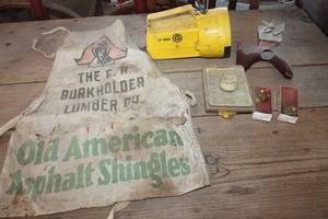lot 4011 image: Vtg. Carpenter Nail Apron and More