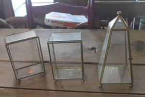 lot 4035 image: Vtg. Glass and Brass Terrariums