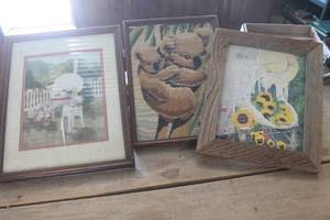 lot 4040 image: Vintage Long Stitch Needlepoint Picture & More