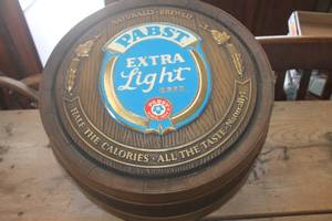 lot 4043 image: Vtg. Pabst Light Beer Sign Plastic 16 wide