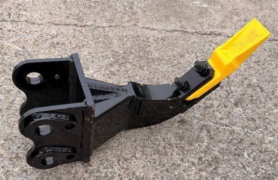lot 6220 image: Unused Mini Excavator Ripper with Removable Tooth  Fits 12 Ton Excavators