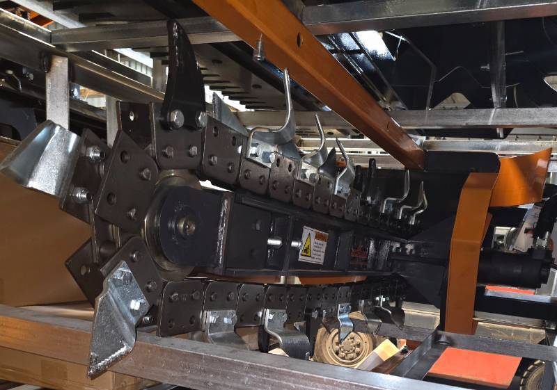 lot 3005 image: Unused LandHonor Skid Steer Trencher FT-12-48L