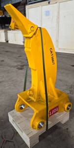 lot 5454 image: Unused TOFT Excavator Ripper for CAT305 or 4-7 Ton Excavator  TOFT 04ER