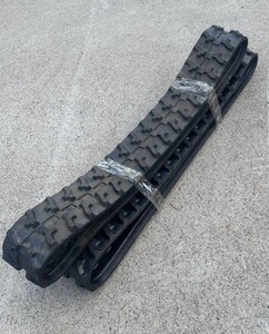 lot 6310 image: Unused RT180-72-37 Rubber Tracks (2 Units) 1807237