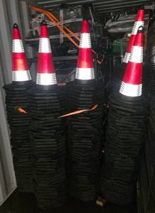 lot 6335 image: Unused Traffic Cones 38pcs