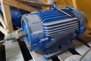 lot 9765 image: Unused Crated 40HP Motor Assembly with Adapter Plate, 324TC, 380-480V with Leads PN 7219006261