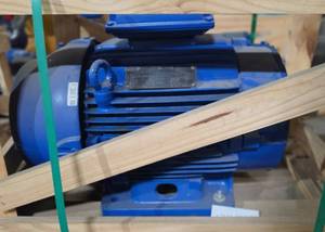 lot 9807 image: Unused Crated Nema Premium 40HP Electric Motor, 324TC, 230460V PN 72153305