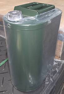 lot 6326 image: Unused 30-Liter Gasoline Drum GD30L  38.5cm22cm46cm,2.8kg,30L
