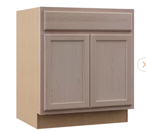 lot 43496 image: Cabinet