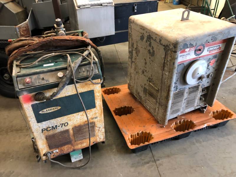 lot 38 image: Large Plasma Cutter and Stick Welder  Plasma Arc PCM-70  Lincoln Idelarc TM-300