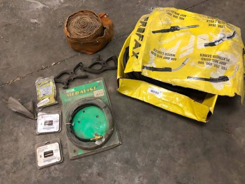 lot 57 image: Lot of Welding Accessories