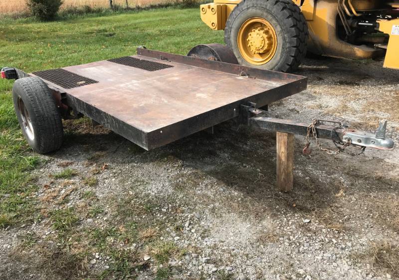 lot 13B image: 6 x 10 TILT TRAILER