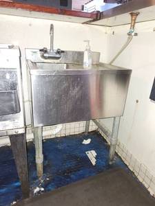 lot 3756 image: Regency Commercial Stainless Steel Sink  Model 600B110141