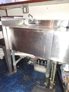 lot 3759 image: Regency Commercial Stainless Steel Sink Unit  Model 600B110141ZRT