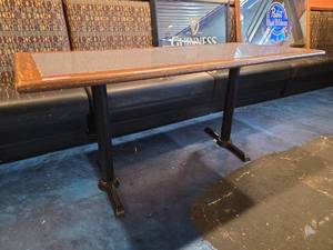 lot 4256 image: Commercial Table with Laminate Top