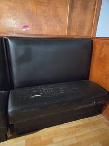 lot 4286 image: Black Leather Restaurant Booth Seating